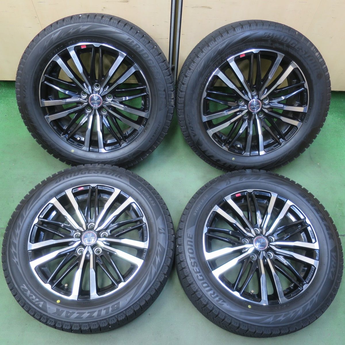 バリ溝！24年！キレイ！9.5分◎スタッドレス 225/55R17 ブリヂストン ブリザック VRX2 SMACK CREST ENKEI AME スマック エンケイ 17インチ PCD114.3/5H◎6061507イス