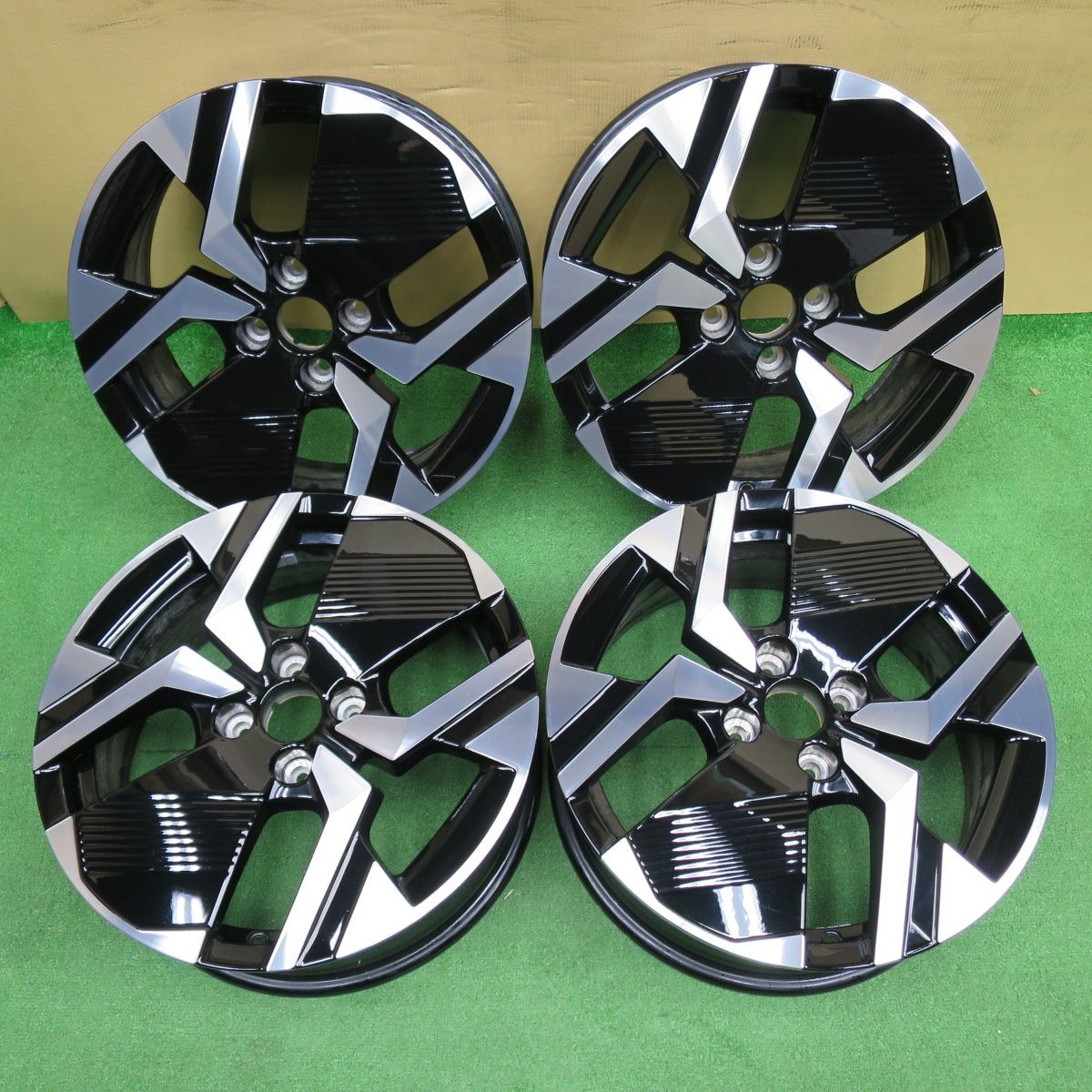 [送料無料] 4本価格★プジョー 2008 純正 ホイール 17インチ 17×6.5J PCD108/4H★6060701NKホ