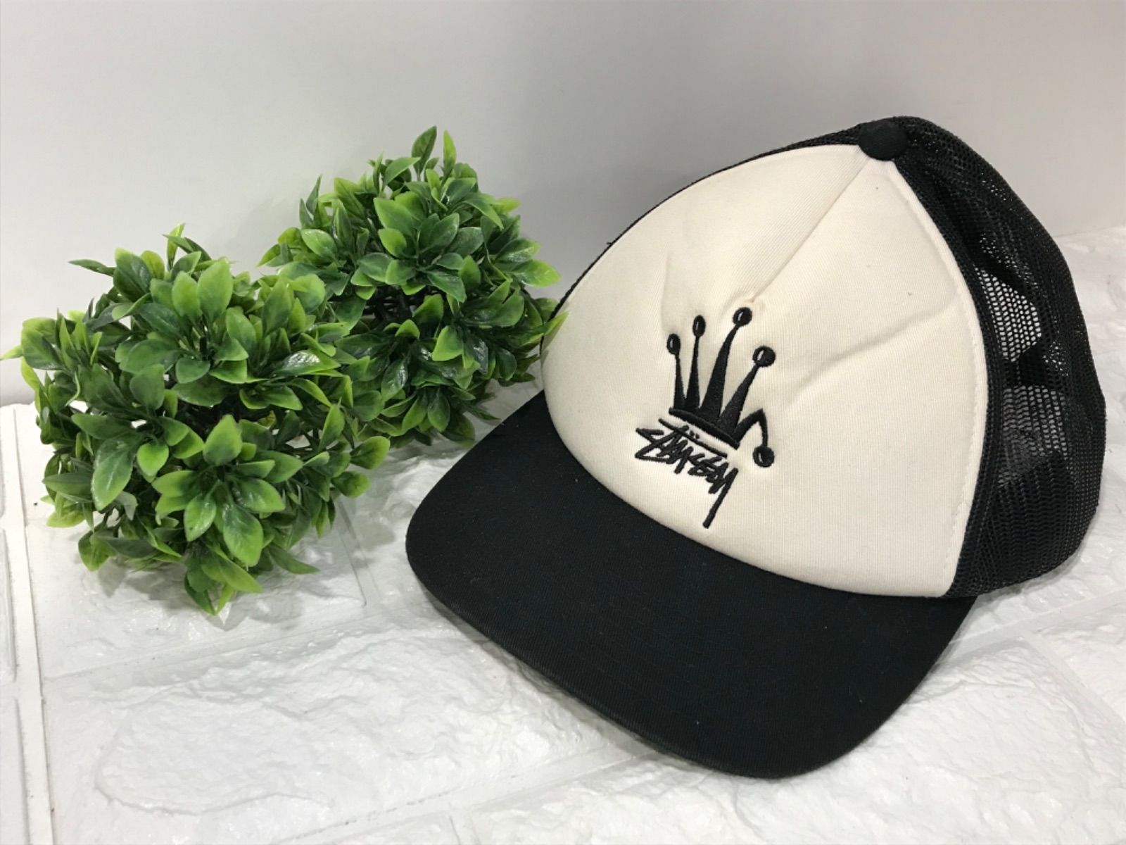 STUSSY Crown Stock Trucker Cap