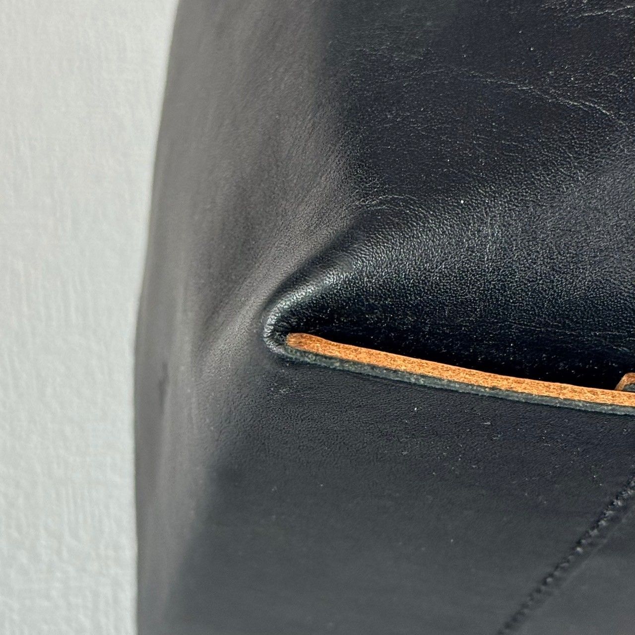 aeta アエタ COW KIP LEATHER POUCH S レザーポーチ レザーバッグ
