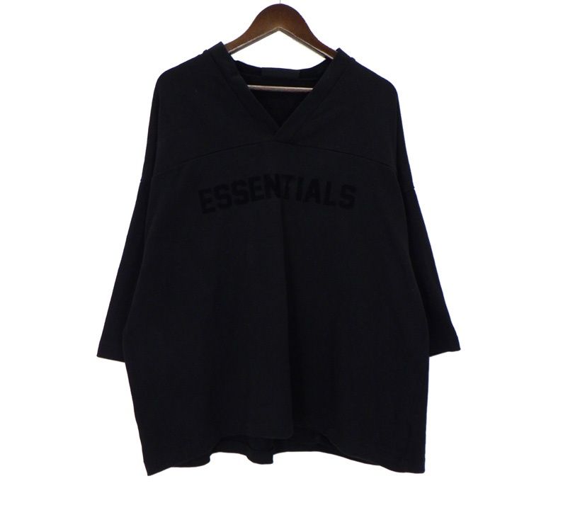 フィアオブゴッド エッセンシャルズ FEAR OF GOD ESSENTIALS フロント ラバー ロゴ フットボール 半袖 Tシャツ　51194