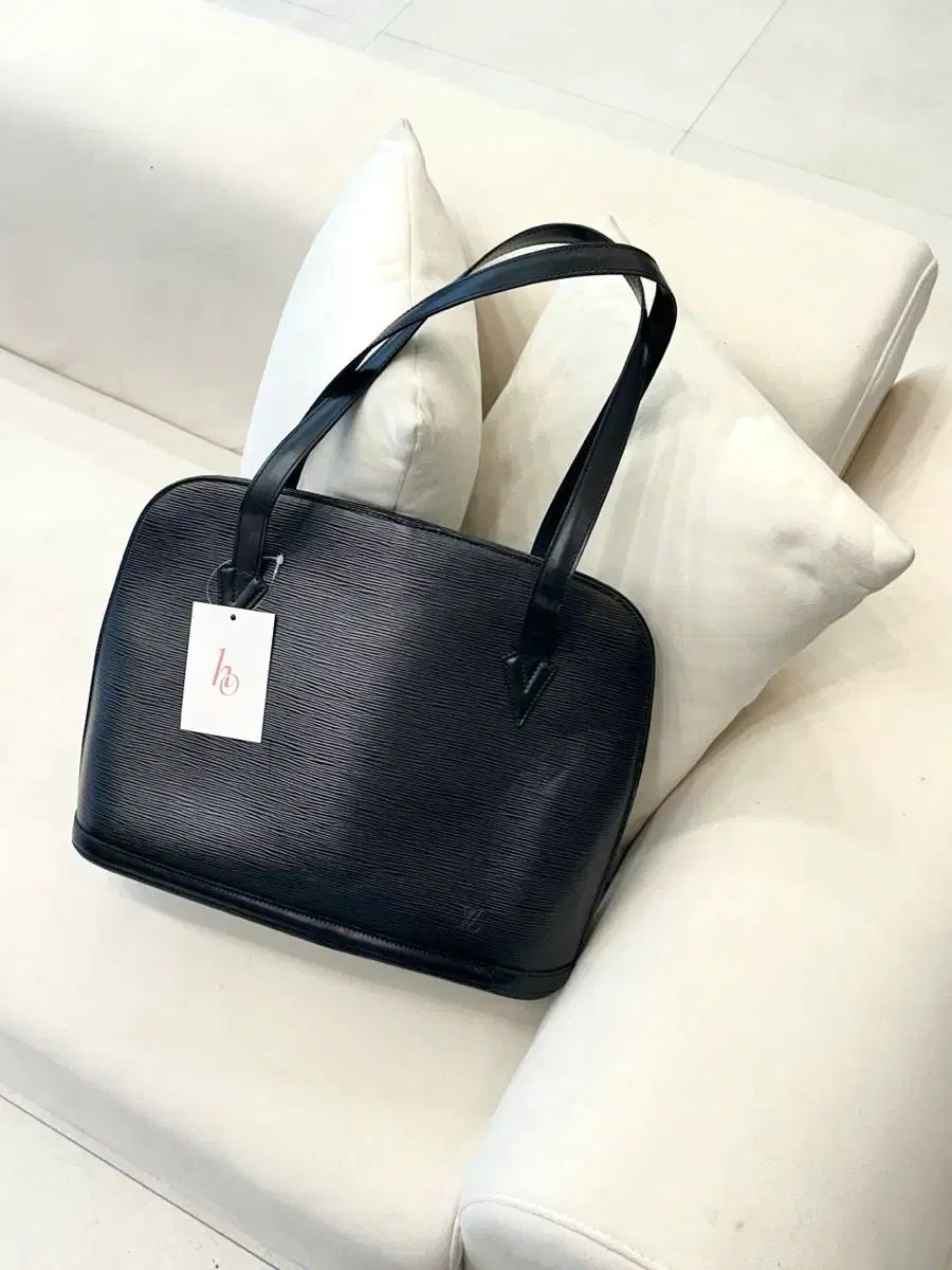 ルイヴィトン エピ ルサック ショルダーバッグ (正規品)