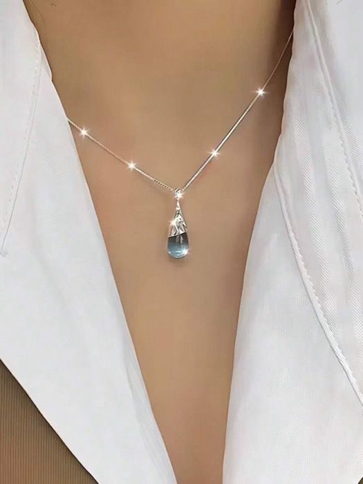 ジュエリー レディース ネックレス ペンダントネックレス 1個 S925スターリングシルバー ウォータードロップ ペンダントネックレス、エレガントでバーサタイルなミニマリストスタイルのネックレス、繊細なキャラコレーン チェーンギフト