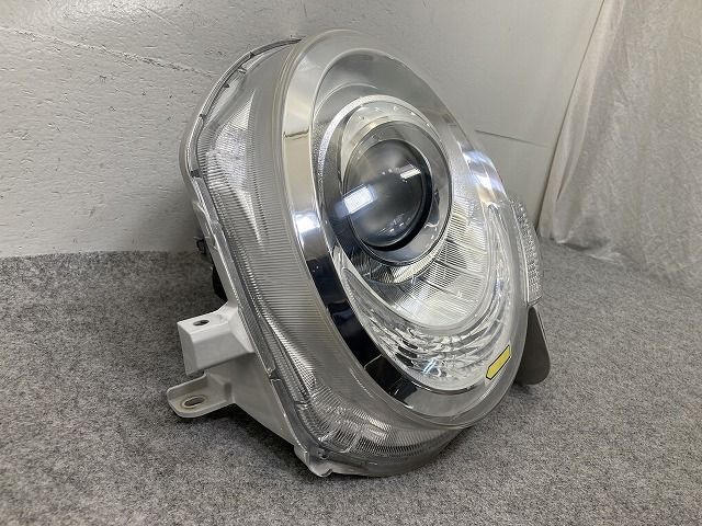 シエンタ NCP81G/NCP85G 純正 左 ヘッドライト/ランプ レベライザー
