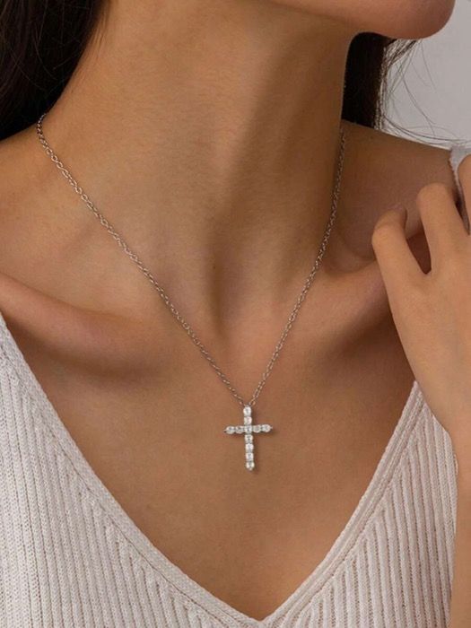 ジュエリー レディース ネックレス ペンダントネックレス 1個 S925スターリングシルバー シンプルクロスペンダントネックレス、女性のミニマリストクロスチョーカーネックレス、エレガントで多用途なネックレス、ホリデーギフト