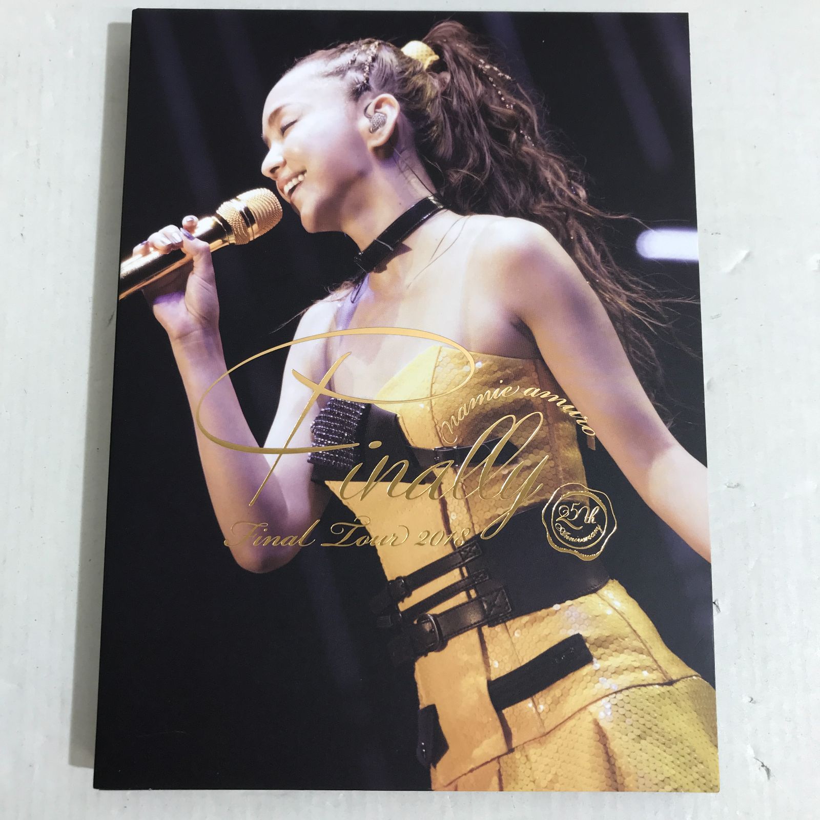 安室奈美恵　Blu-ray　2月福岡 八戸第2-18-8] 安室奈美恵 Finally Final Tour 2018 Blu-ray - メルカリ