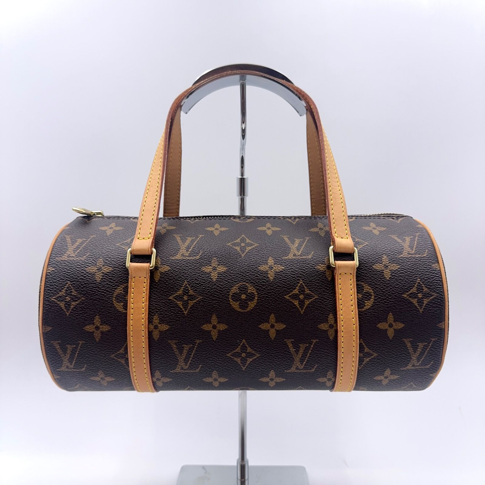 LOUIS VUITTON ルイヴィトン パピヨン26 M51385 モノグラム 筒型