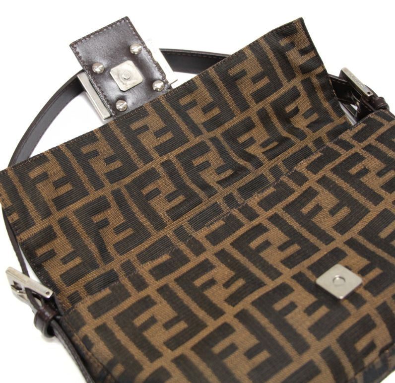 フェンディ FENDI マンマバケット ショルダーバッグ ズッカ キャンバス