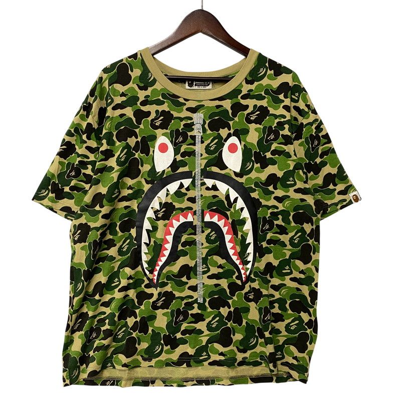 【中古品】 A BATHING APE アベイシングエイプ CAMOUFLAGE SHARK SS TEE カモフラージュ シャーク ショートスリーブ ティー トップス 半袖 【142-260624-cs-18-izu】