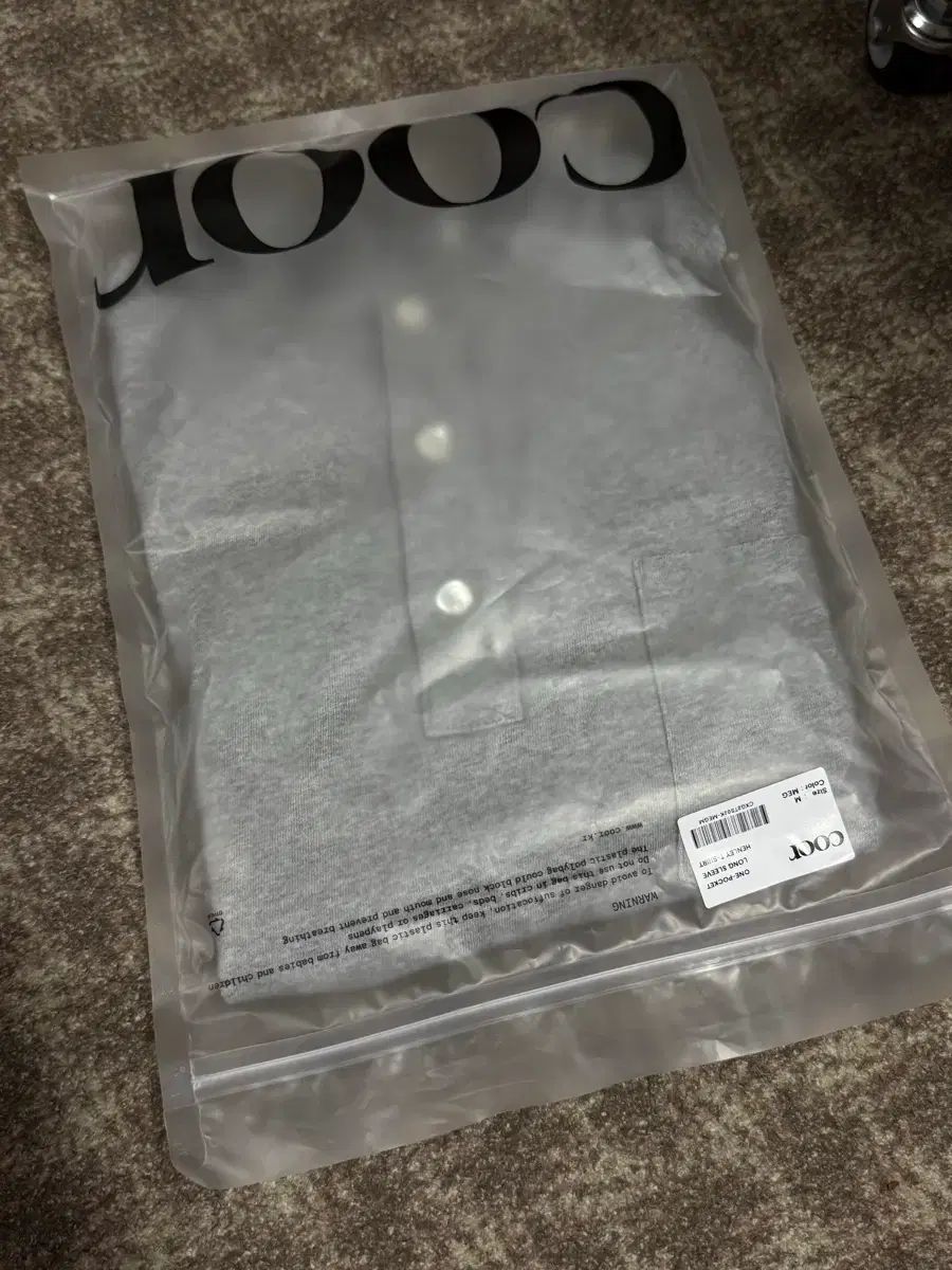 Coor ポケット ヘンリーネック 長袖Tシャツ グレー
