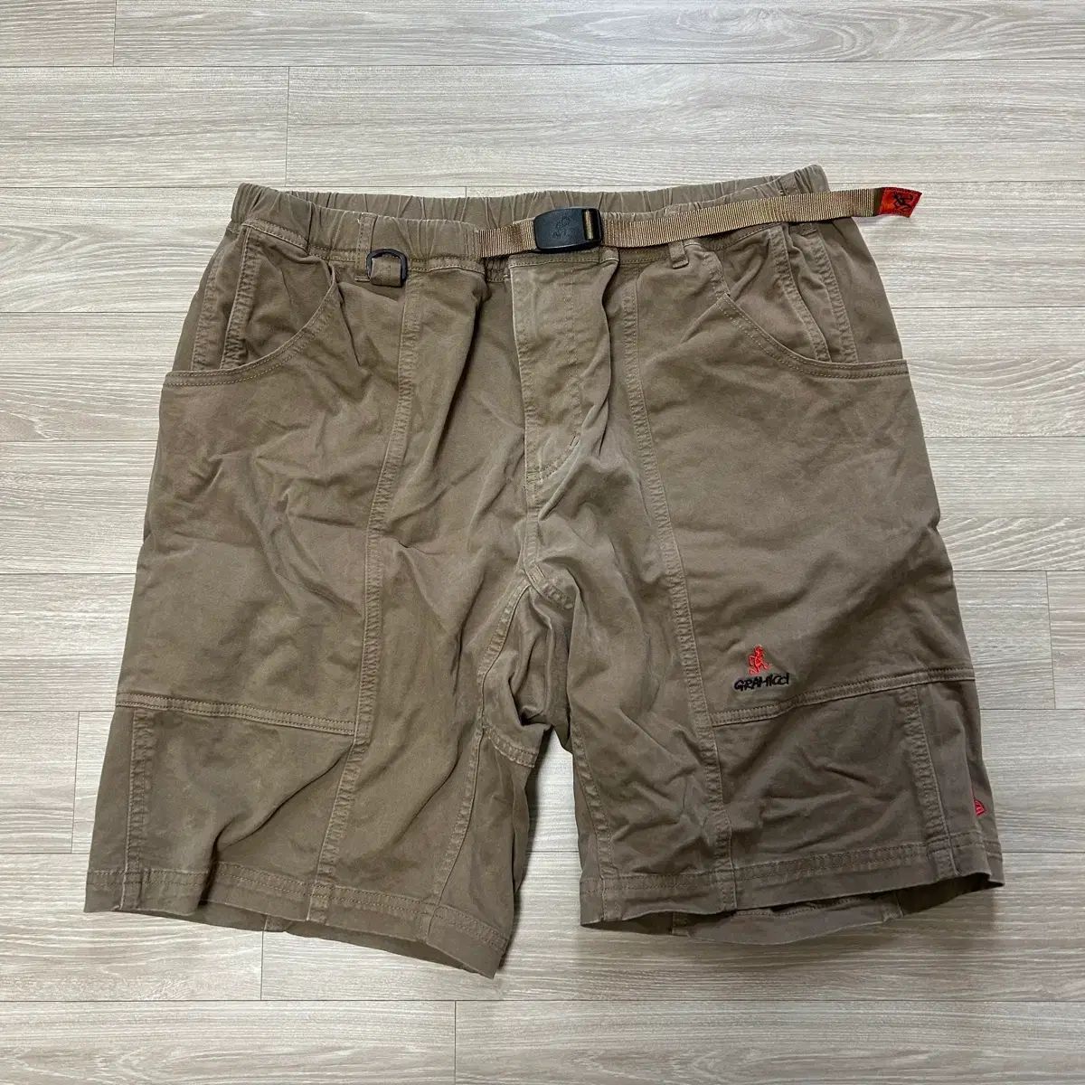 XL グラミチ x ニューエラ ギア ショート パンツ ギア ショーツ ブラウン