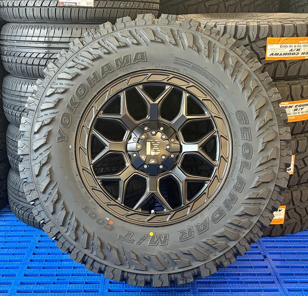 ランクル300 ランクル250 LX600 GX550 タイヤホイール 18インチ YOKOHAMA ジオランダー MT G003 35ｘ12.50R18 LEXXEL InFerno 153,840円