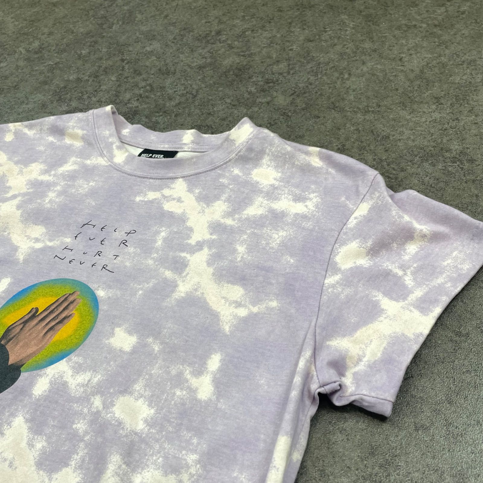 藤井風 Prayer HELP EVER HURT NEVER Tシャツ お祈り グラフィック