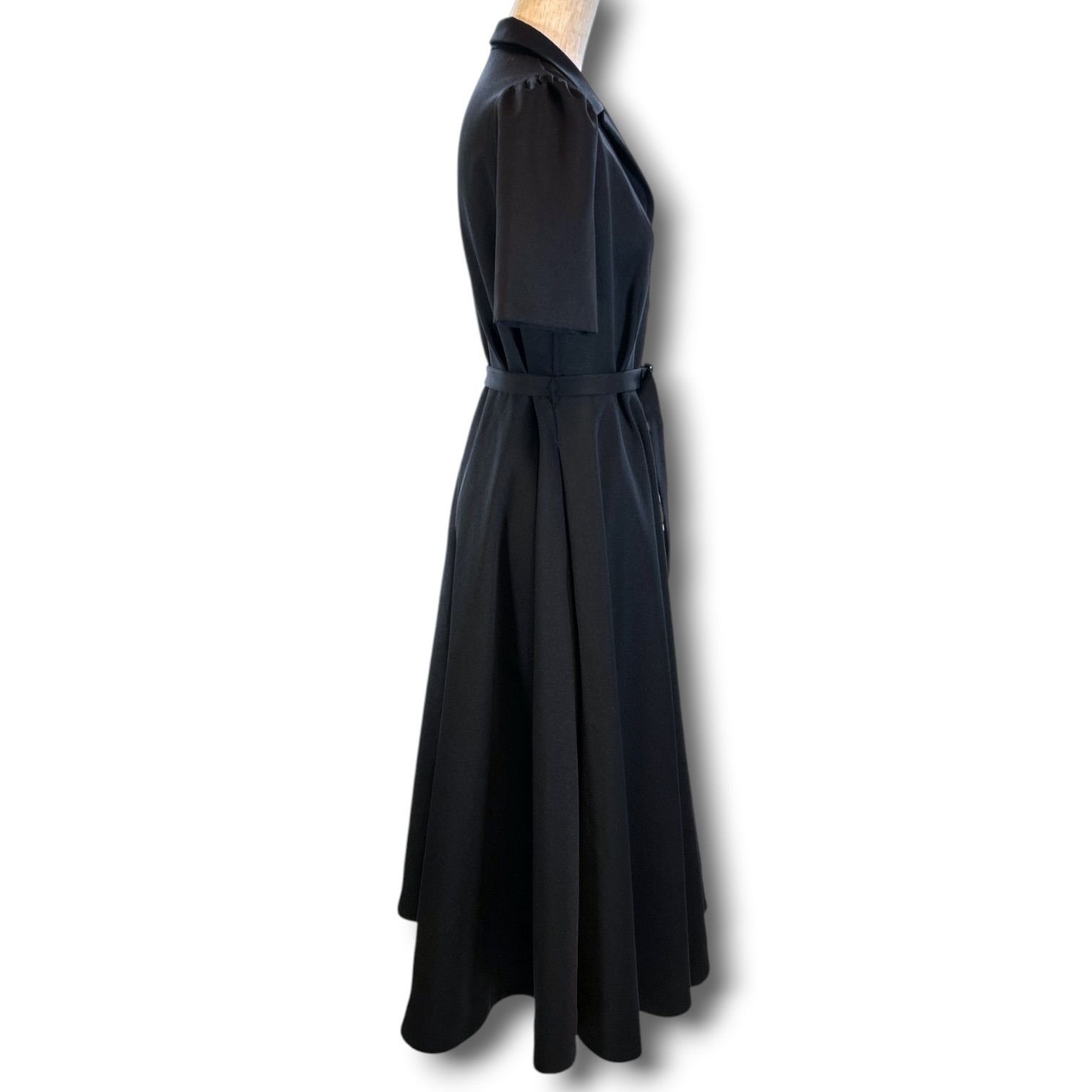 新品 未使用 タグ付き SATOKA サトカ peony ワンピース ドレス 半袖