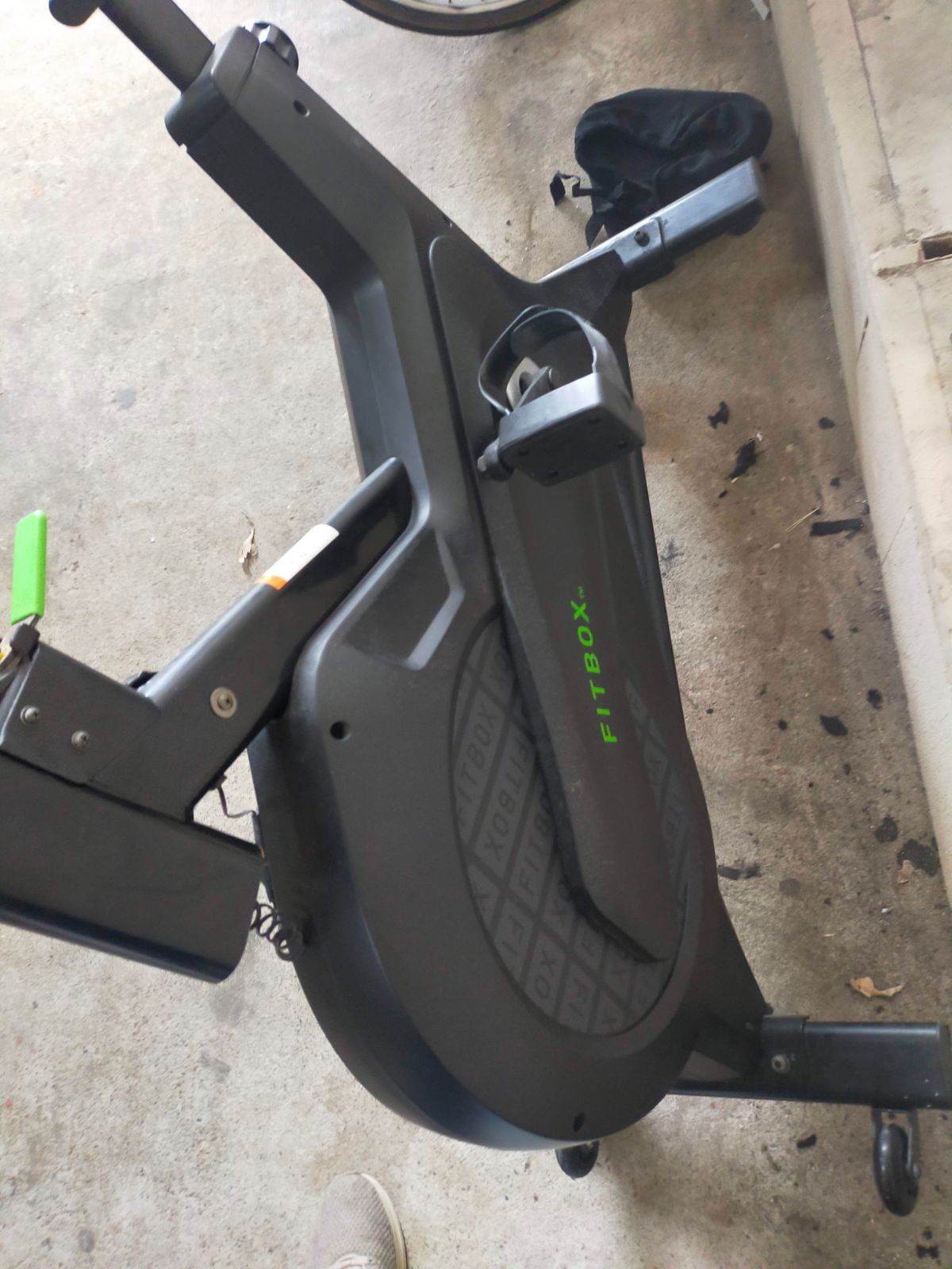 FITBOX FBX-002B_01 フィットネスバイク エアロバイク スピンバイク