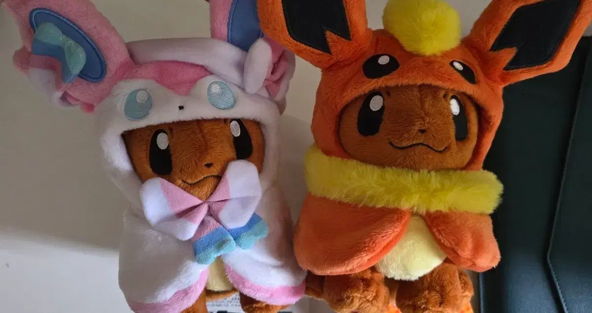 ポケモンセンター 中型イーブイ ポンチョ ぬいぐるみ ニンフィア ブースター セット