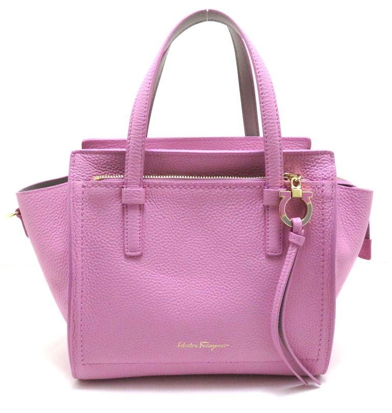 Salvatore Ferragamo サルヴァトーレフェラガモ バッグ ガンチーニ
