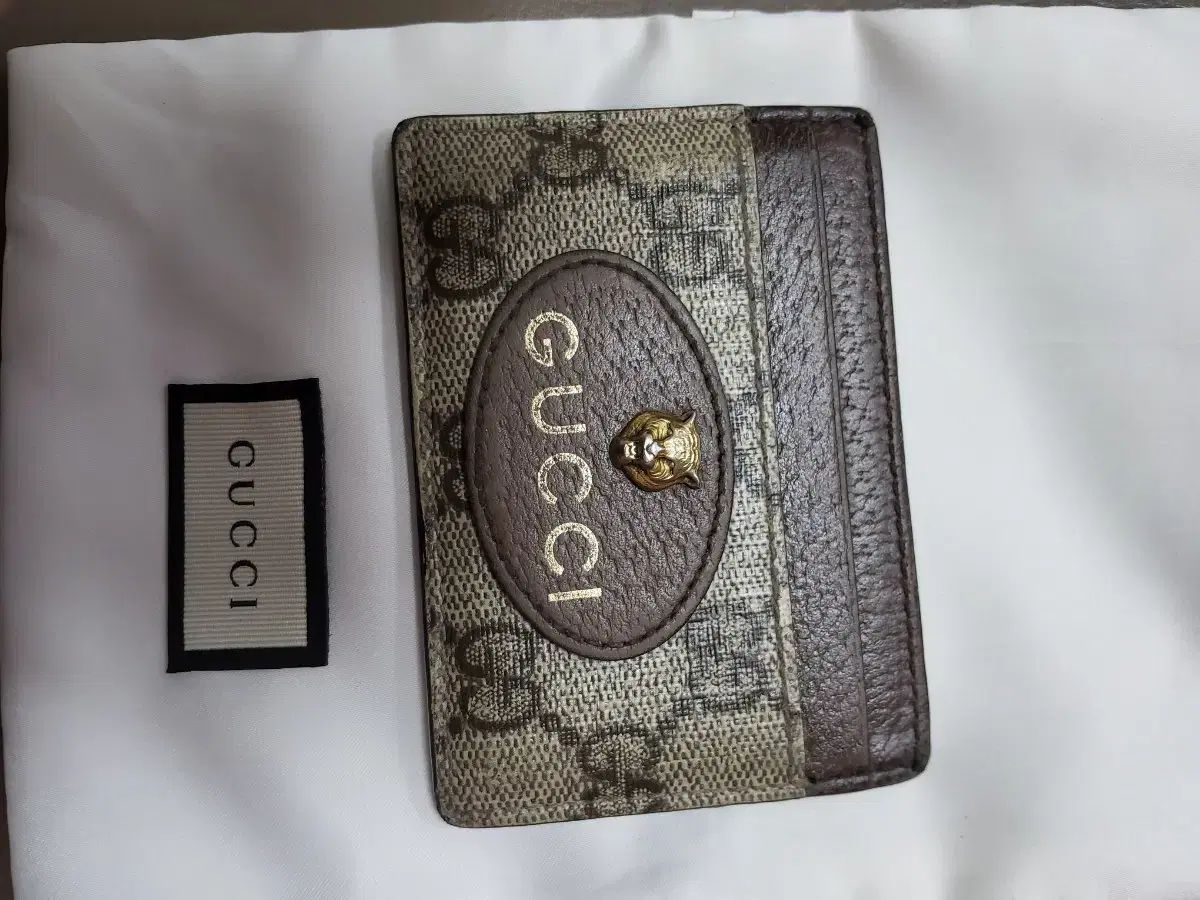 グッチ 財布