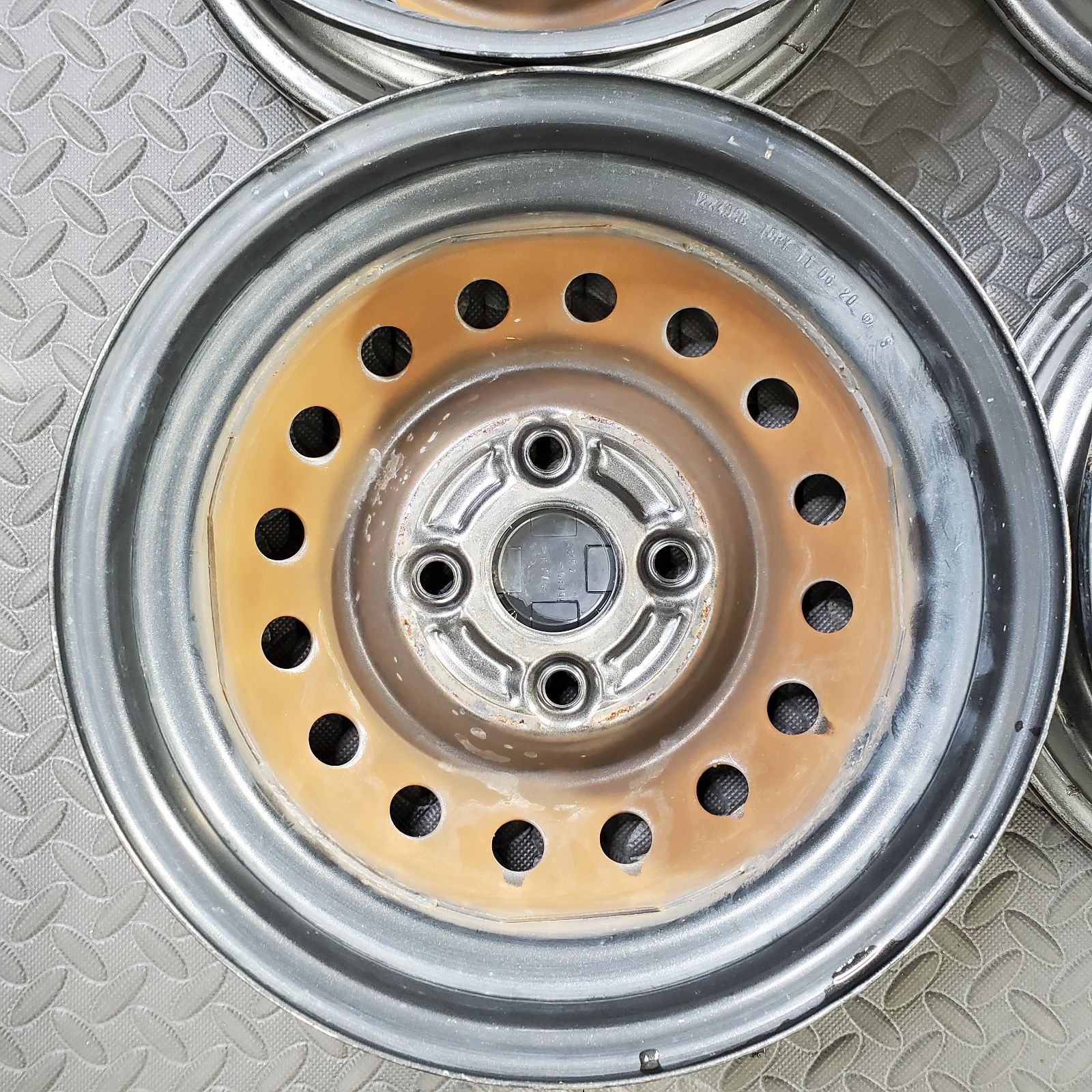 スズキ純正スチールホイール 12×4J+45 PCD100/4H キャリィ エブリイ 鉄
