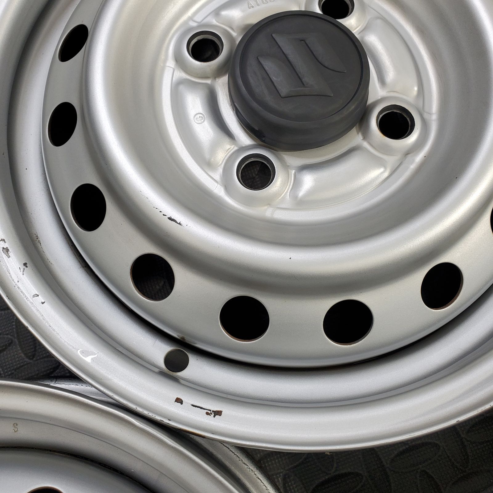 スズキ純正スチールホイール 12×4J+45 PCD100/4H キャリィ エブリイ 鉄