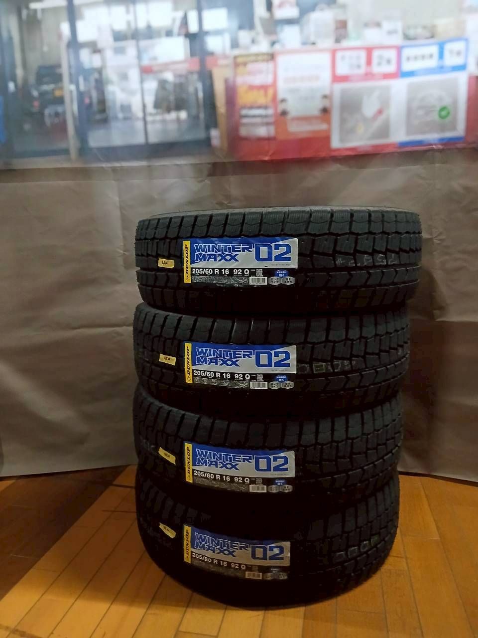 ﾀﾞﾝﾛｯﾌﾟ ｽﾀｯﾄﾞﾚｽﾀｲﾔ ｳｨﾝﾀｰﾏｯｸｽ02 205/60R16 2022年製 4本ｾｯﾄ ☆オク031