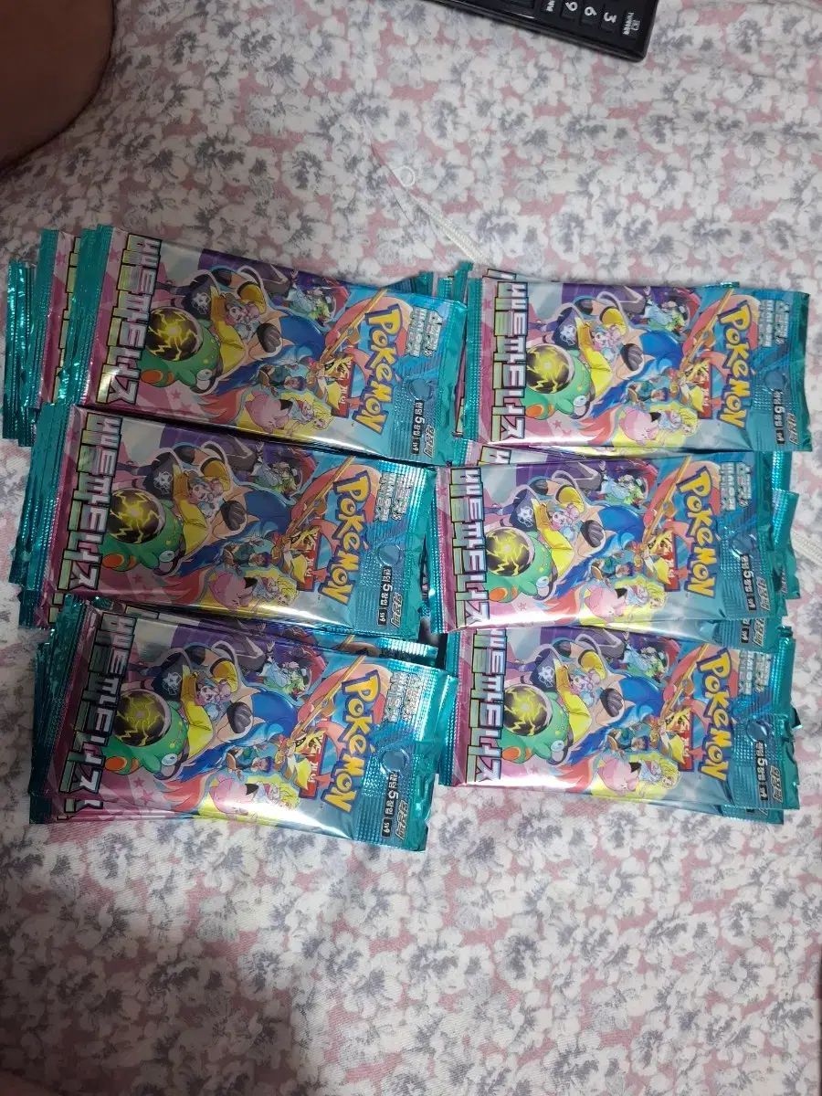 ポケットモンスター バトルパートナーズ 자판개팩 60個 販売可能 9,236円