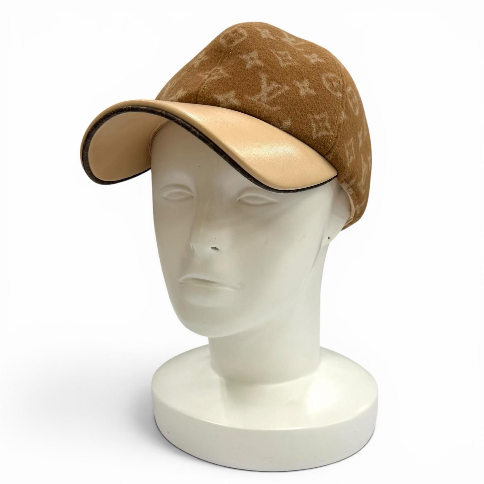 美品★LOUIS VUITTON ルイヴィトン M77292 モノグラム キャリーオン レザーブリム キャップ ベージュ M 正規品 レディース メンズ