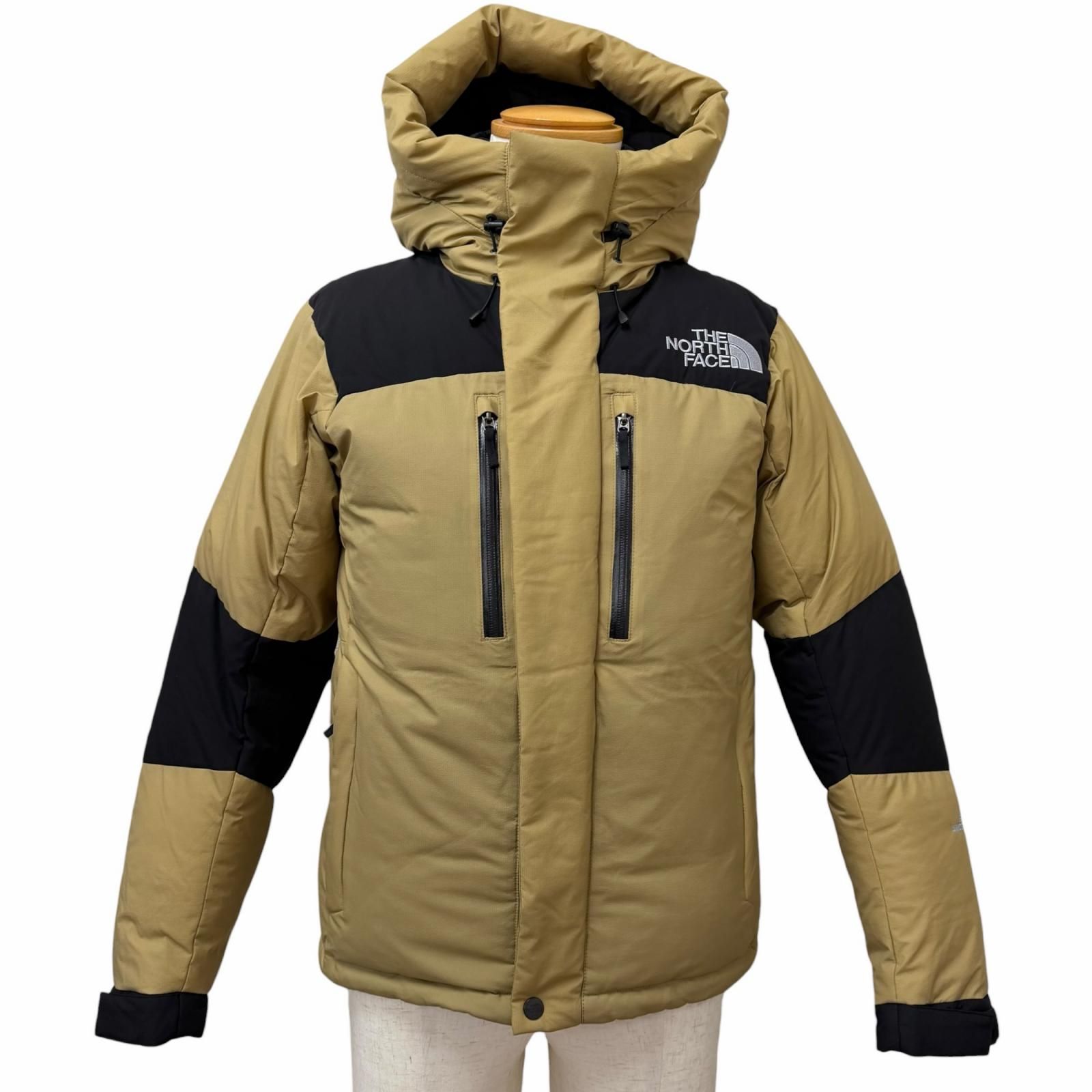 美品□THE NORTH FACE ザ ノースフェイス ND91840 Baltro Light Jacket GORE-TEX フーデッド ダウンジャケット ベージュ S 正規品 メンズ