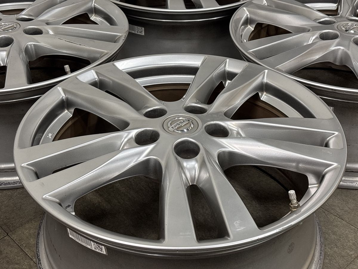 ハイウェイスター】ニッサン E52 エルグランド 純正 18in 7.5J +55