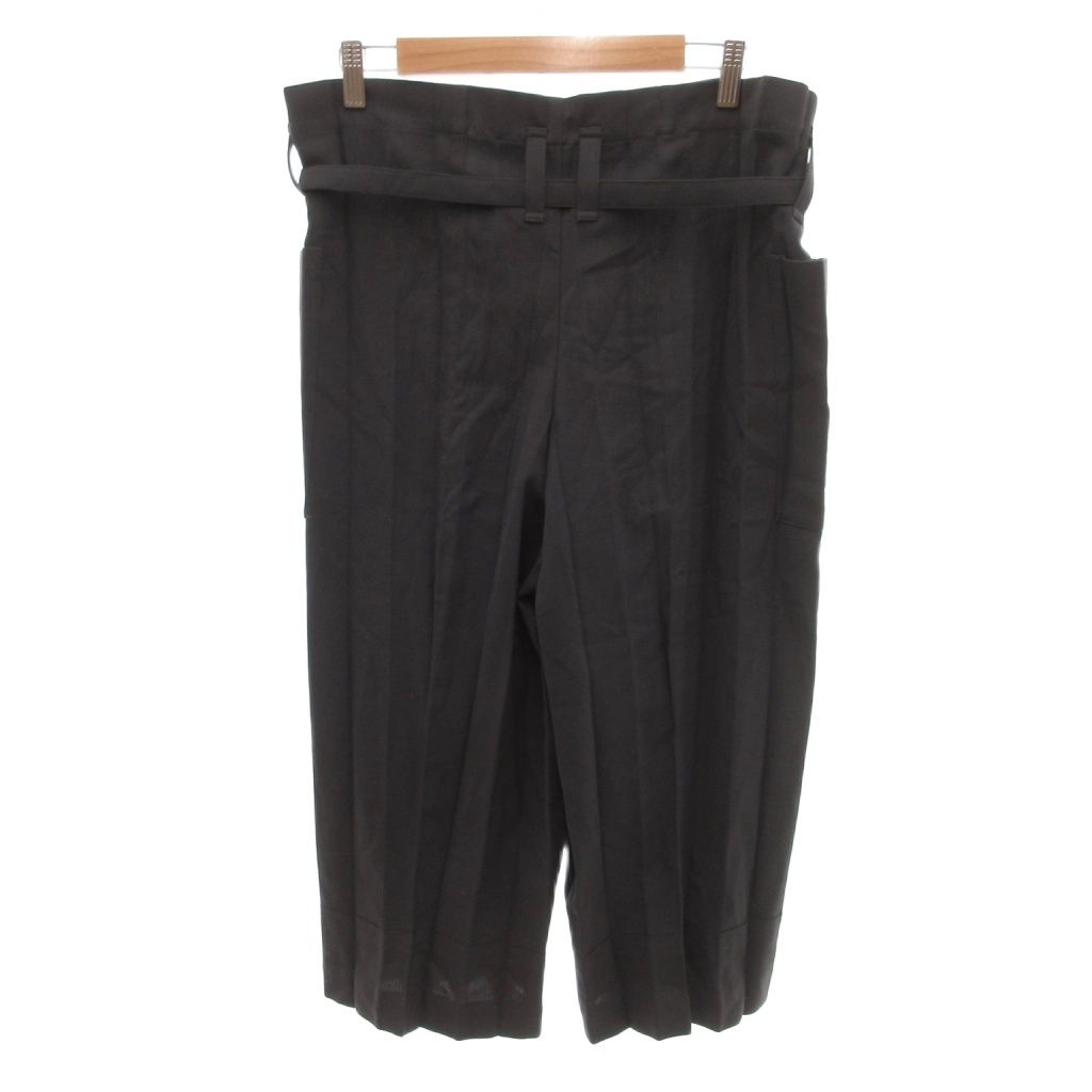 ISSEYMIYAKE me イッセイミヤケ★ 黒 スカル模様 キュロットパンツ ミーイッセイミヤケ me ISSEY MIYAKE 美品 キュロットパンツ グレー