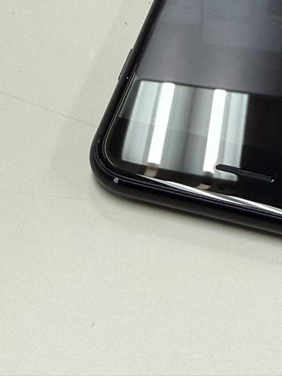 極美品 iPhone SE2 64GB ミッドナイト【電池92%】SIMフリー - メルカリ