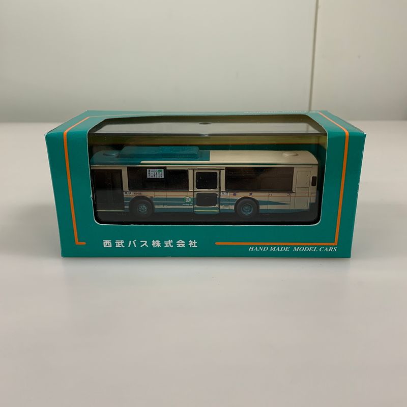 【中古品】 西武バス ノンステップ路線バス AO681号車 コールドキャスト製 塗装済み ミニカー 【061-260624-AS-15-min】