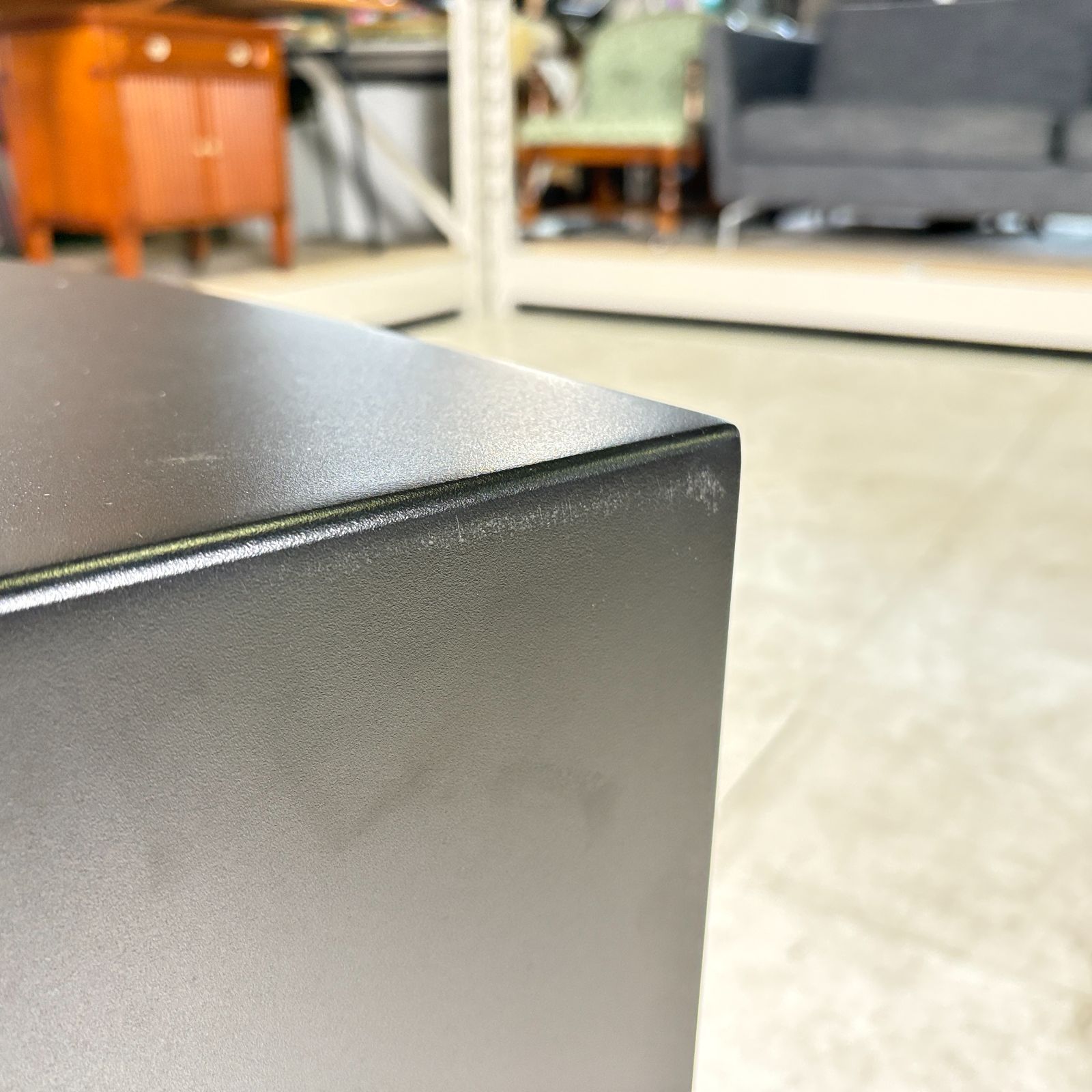 BoConcept Ottawa サイドテーブル マットブラック スチール 北欧