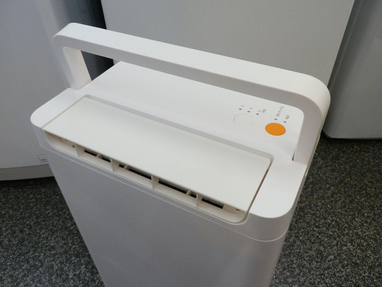 中古美品 2022年製 アズマ AZUMA デシカント式除湿機 SU-DJ2LB - メルカリ