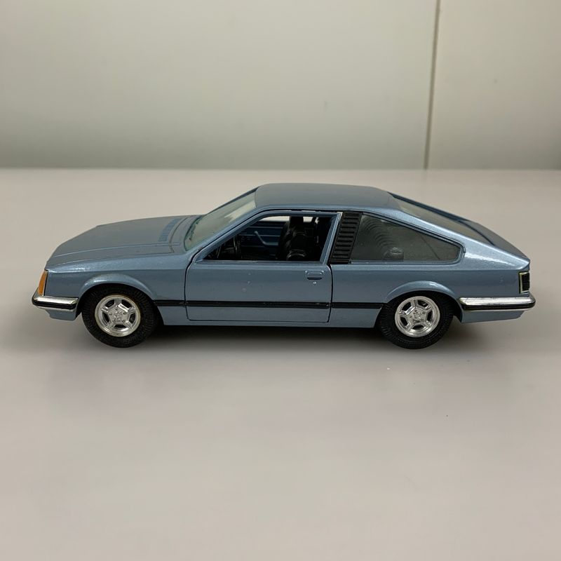 【現状渡し品】 AMA 448 OPEL MONZA DIECAST CAR　VINTAGE 1 25 SCALE オペルモンツァ ミニカー 【061-260624-AS-17-min】
