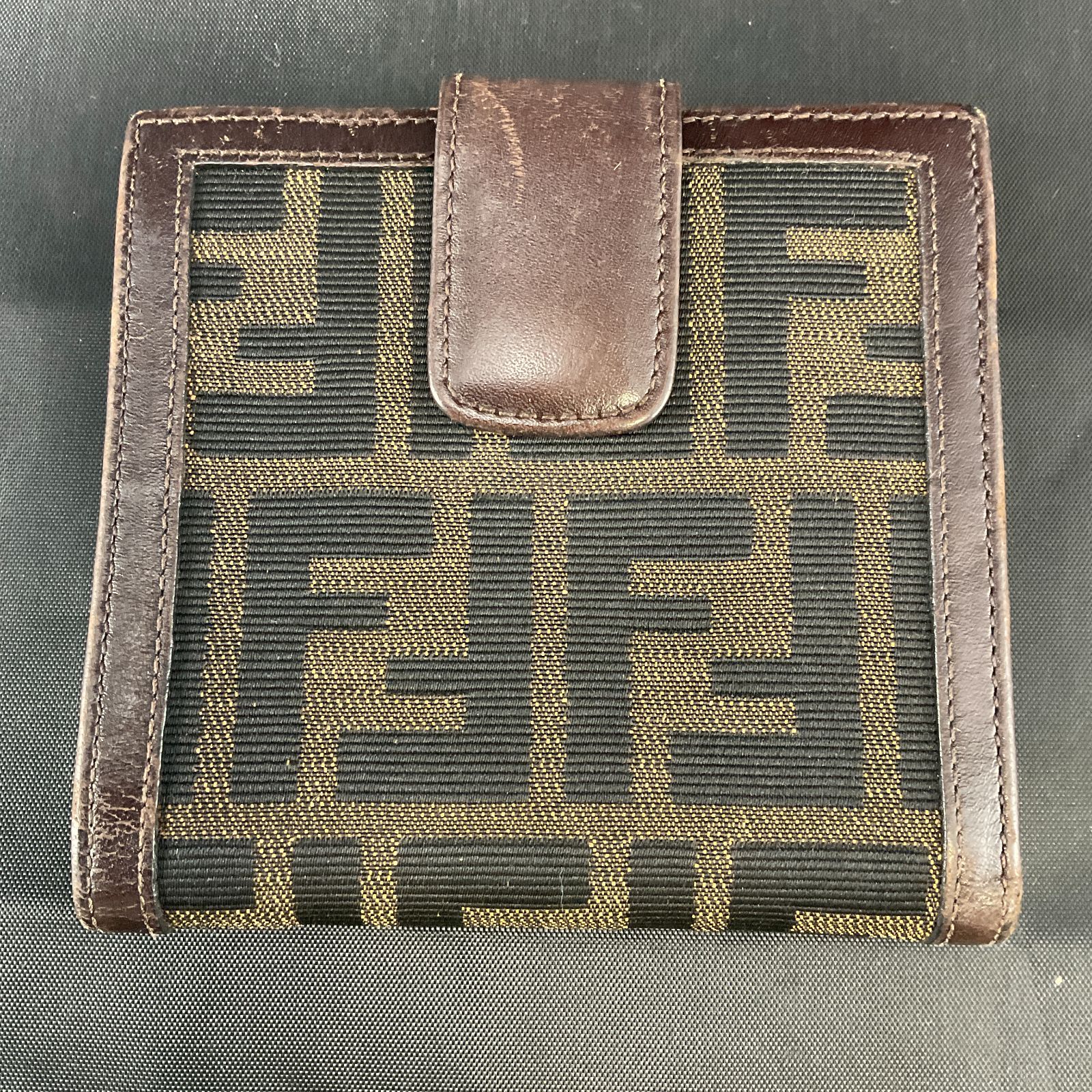 フェンディ 　 二つ折り財布 B26061162