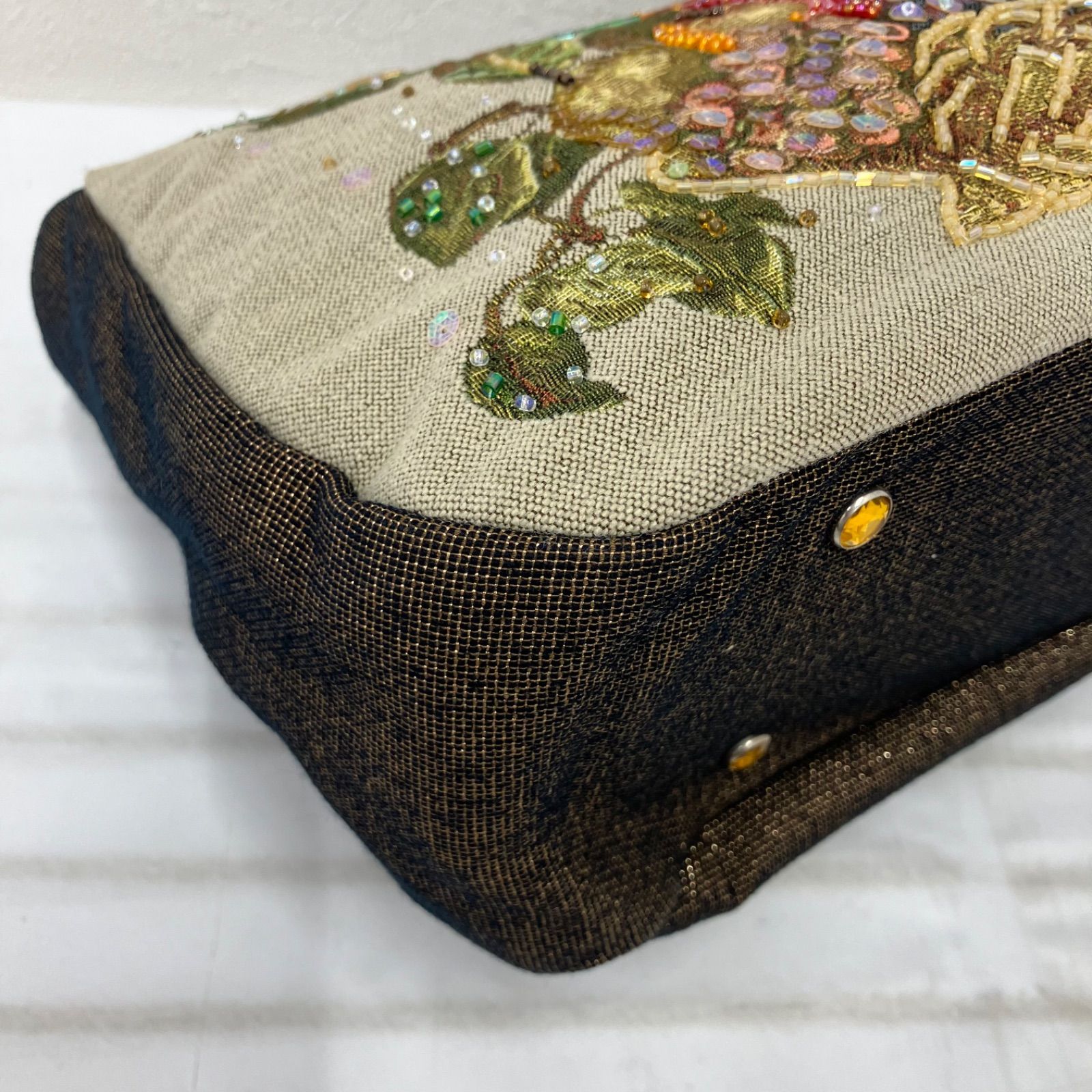 Y5192 Think Bee! シンクビー！ トートバッグ ハンドバッグ フルーツ