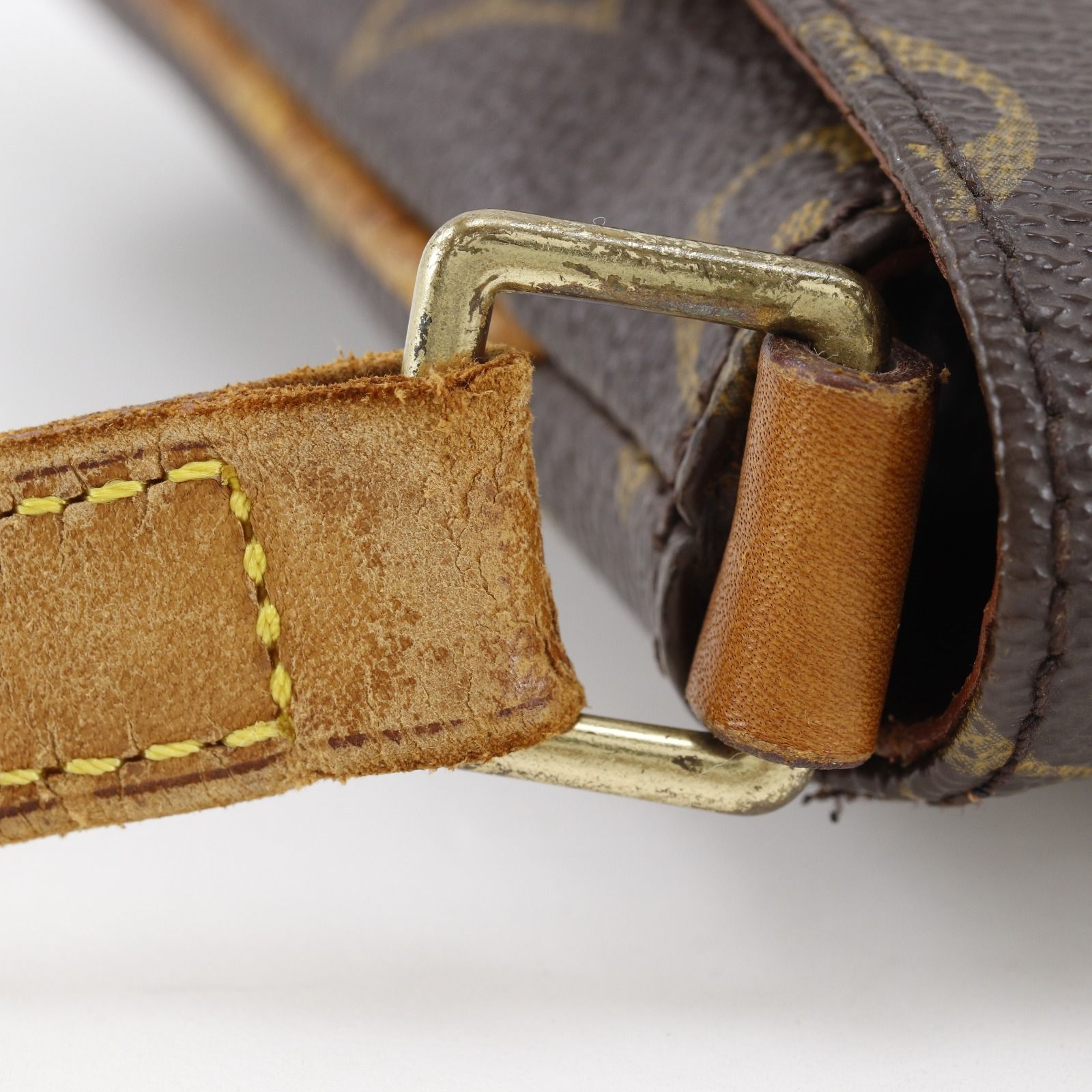 LOUIS VUITTON】ルイ・ヴィトン ミュゼット・タンゴ ショート