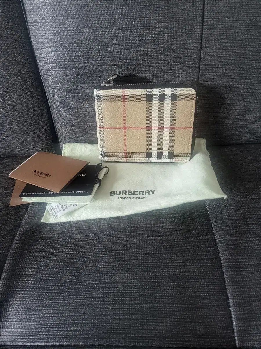 バーバリー BURBERRY 二つ折り財布 メンズ ベージュ BURBERRY 