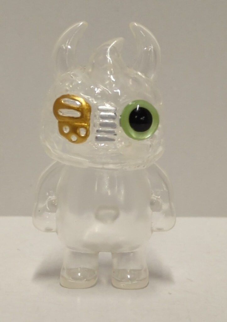REALHEAD/UAMOU ウアモス クリア成型/金銀/ドールアイ黒黄緑