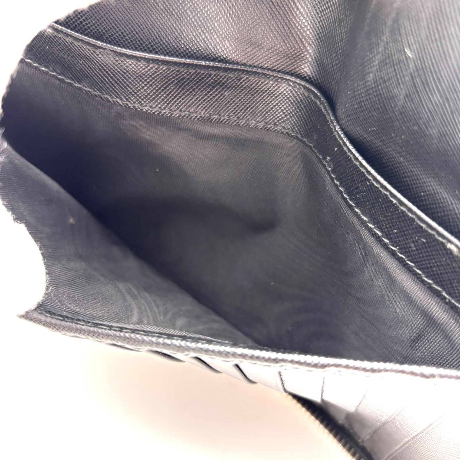 プラダ 長財布 黒×シルバー スカル/ラウンドファスナー レザー