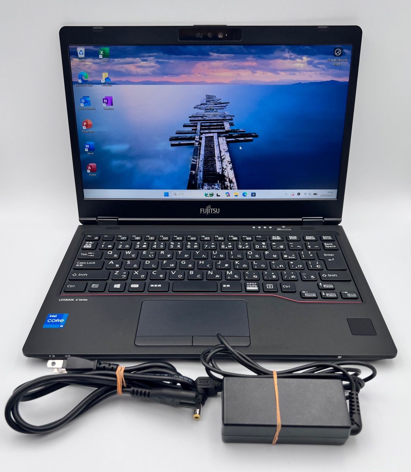 B336// LIFEBOOK U7311/F i5-1145G7 11世代 8GB / 256GB / Windows 11 Pro / Office 2024 付き