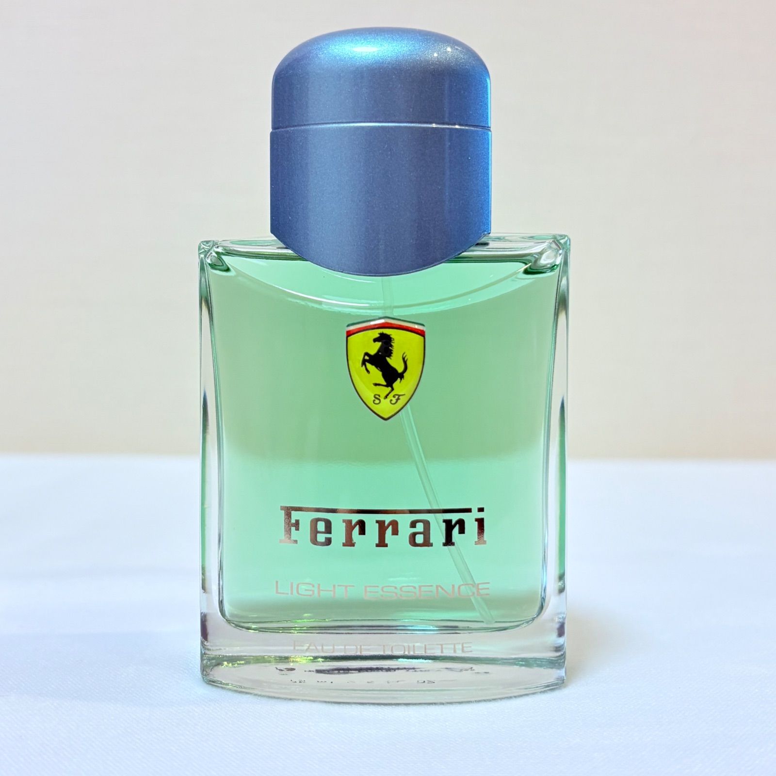 廃盤品 新品未使用 Ferrari light essence eau de toilette フェラーリ