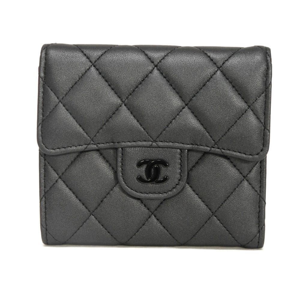 CHANEL シャネル スモール フラップ ウォレット 美品 ココマーク CCマーク スナップボタン 札入れ カードケース コインケース ランダム マトラッセ ラムスキン ソーブラック 三つ折り財布 AP0231
