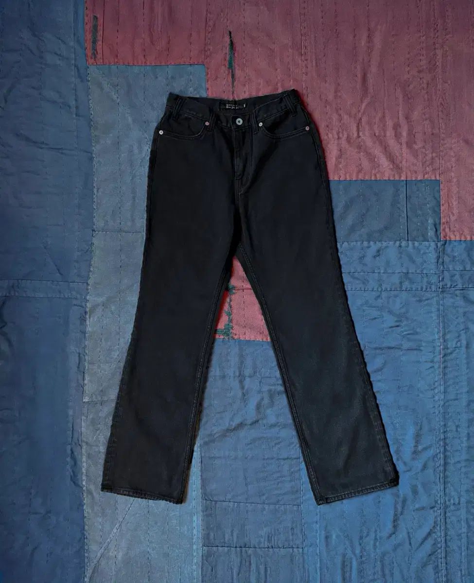 BIRDノート Lot 747 SEMI BOOT CUT FADED BLACK