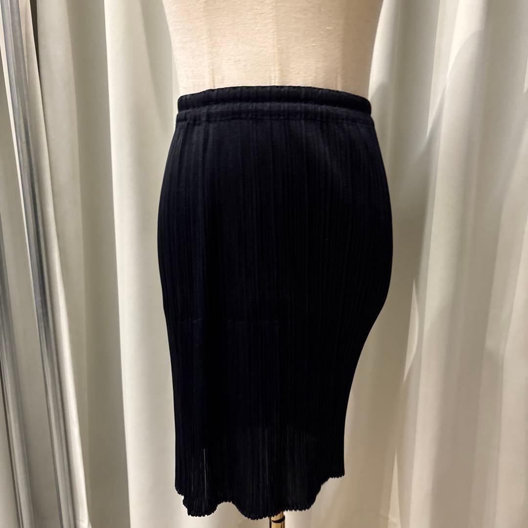 東あずま店 併売品】 イッセイミヤケISSEYMIYAKE スカート 紺色 3 
