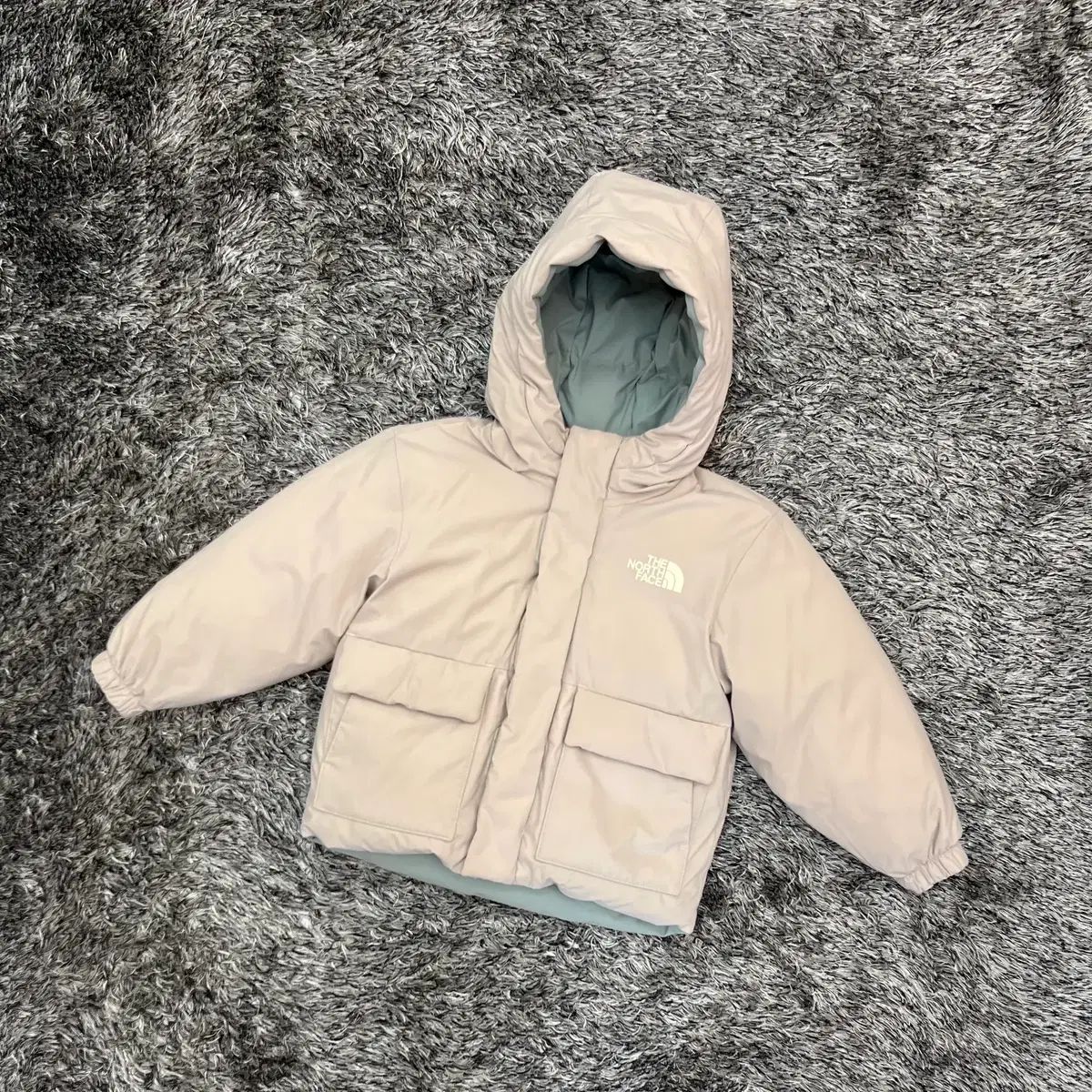 THE NORTH FACE ザノースフェイス キッズ ダックダウン リバーシブル ダウン 110 (5 6Y)