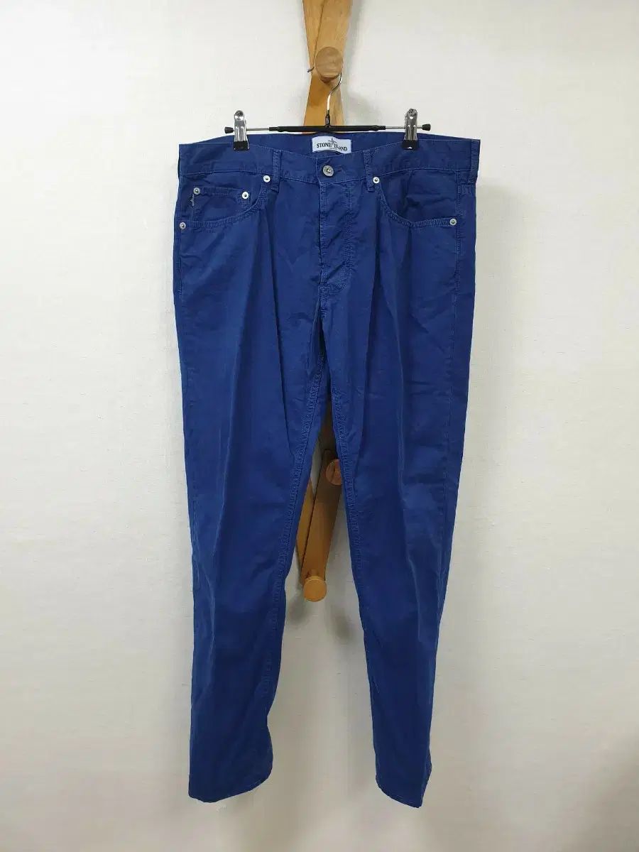 남34/正規品 STONE ISLAND ストーンアイランド ワッペン コットンパンツ
