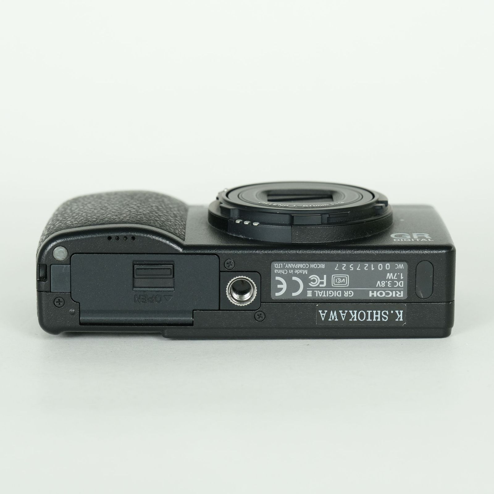 良品 | シャッター数4,200回｜バッテリー2個付] RICOH GR DIGITAL III