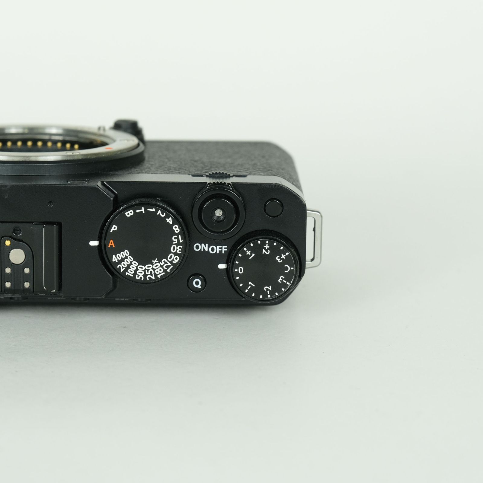 良品 | シャッター数10,687回] FUJIFILM X-E4 [ボディ ブラック